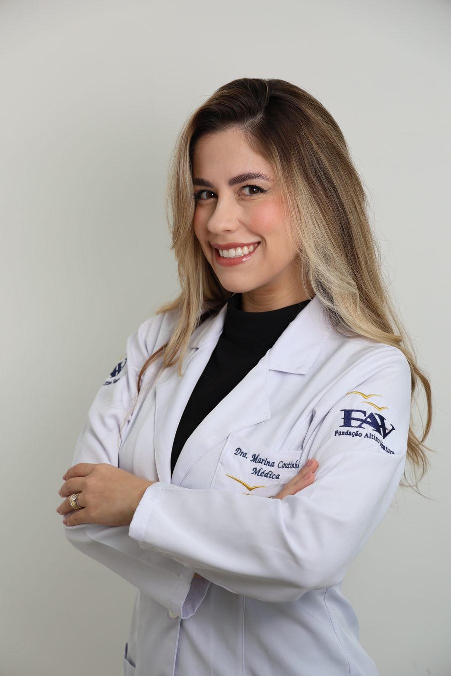 Dra. Marina Coutinho Costa — Médica pela Fundação Altino Ventura